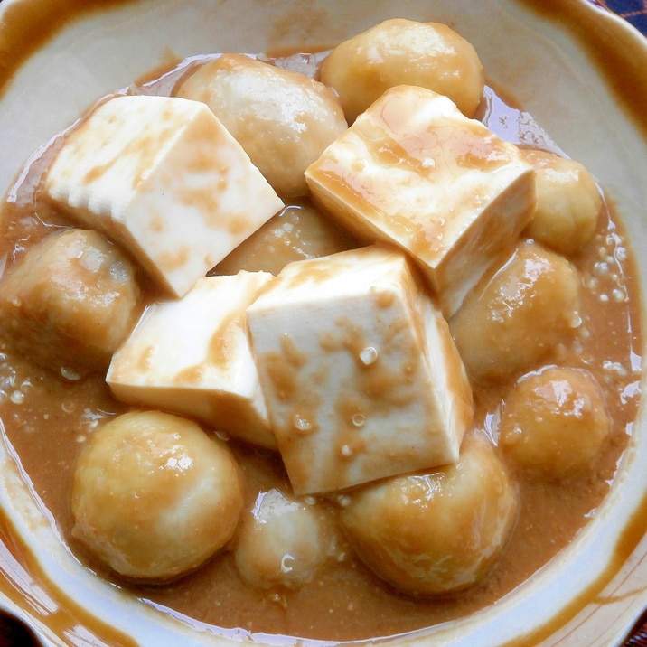 豆腐と里芋の味噌煮